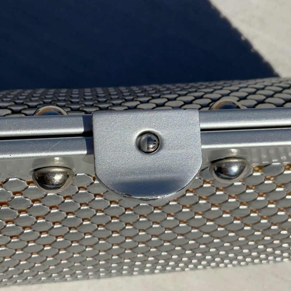 Whiting And Davis Silver Chainmail Satchel - Picture 16 of 16